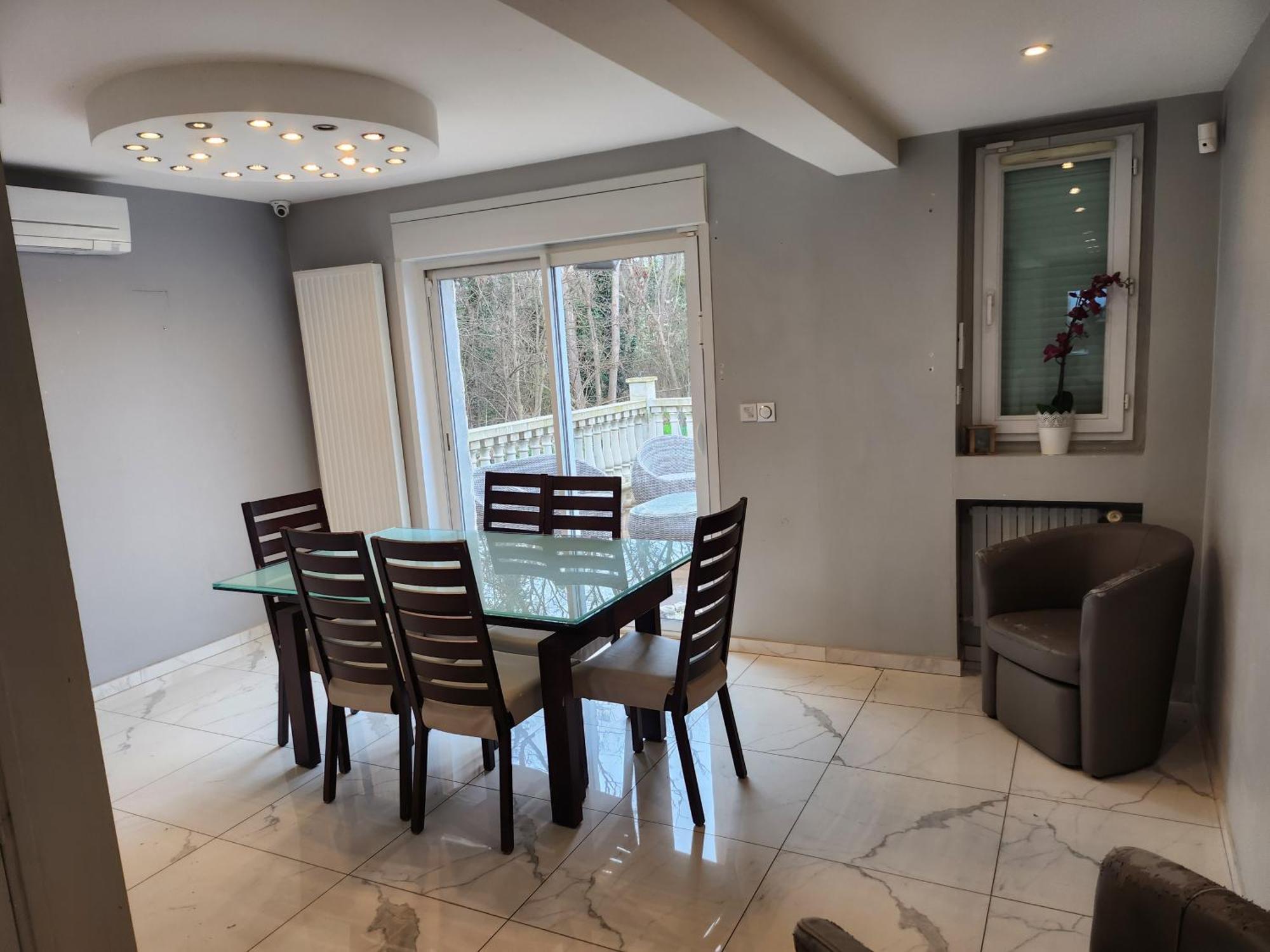 Villa Massenet Sarcelles Extérieur photo
